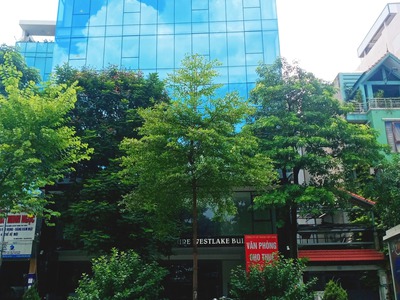 Tòa vp hạng b cao nhất phố lạc long quân, mới xây. dòng tiền 5/năm, 180 tỷ. 1