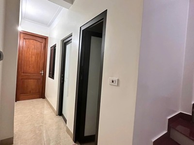 Bán nhanh nhà 5 tầng   phố lê đức thọ   ô tô gần nhà   xung quanh tiện ích bạt ngàn   chỉ nhỉnh 8 tỷ 3