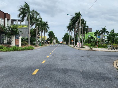 Thanh lý nền 100m2 5x20 đường 32m đối diện công viên , khu du lịch giá chỉ 1,5 tỷ bao thuế phí 1