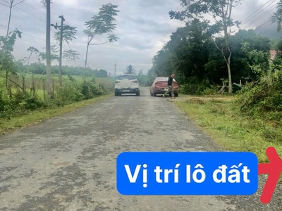 Còn 1 lô duy nhất tại trục đường liên xã, tuyến đường đi khu du lịch thác dầm long, xã lương 0
