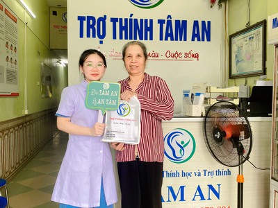 Máy trợ thính cho người cao tuổi 0