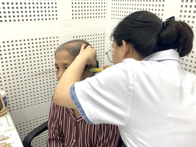 Máy trợ thính cho người cao tuổi 3