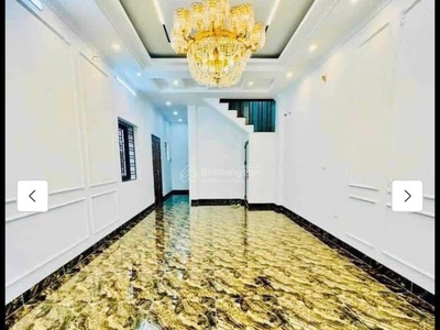 Cần bán nhà lô góc, 5 tầng, thang máy mới kính koong, kinh doanh đỉnh 0