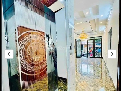 Cần bán nhà lô góc, 5 tầng, thang máy mới kính koong, kinh doanh đỉnh 2