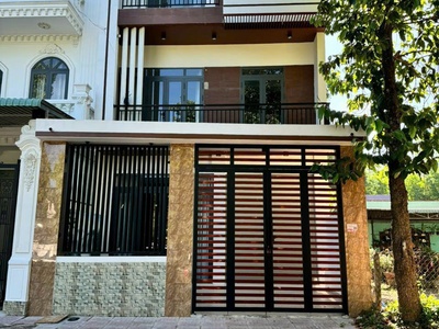 Bán nhà 2 lầu sau uỷ ban nhân dân phường an phú thuận an bình dương 0