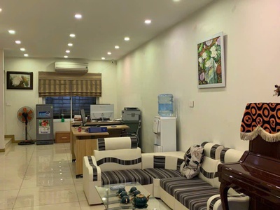 Cho thuê 2 tầng nguyễn khả trạc - cầu giấy 55m  x 2 tầng, mt 5.5m. giá 12 triệu 1