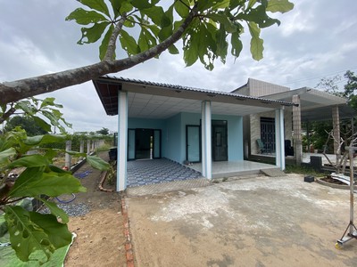 Bán nhà vườn mái ngói mới thổ cư toàn bộ 512,8m2 - mát mẻ - cách sông vàm cỏ đông 150m 0