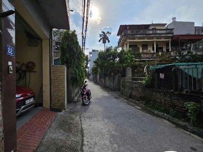 Bán đất gia quất thượng thanh oto vào hướng đông nam diện tích 55m mặt tiền: 5.6m 7 tỷ 3 1