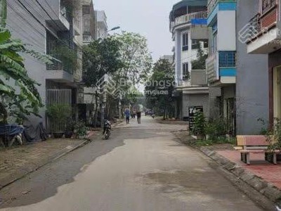 Bán gấp khu nhà ở cựu quán phân lô, 3 ô tô tránh 1