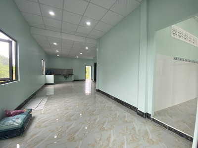 Bán nhà vườn mái ngói mới thổ cư toàn bộ 512,8m2 - mát mẻ - cách sông vàm cỏ đông 150m 2