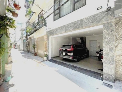 Chính chủ bán nhà bồ đề 40m2, 7 tầng thang máy, nở hậu, 2 ô tô vào nhà, tặng nội thất 0