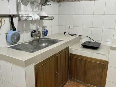 Cho thuê ở nhóm 5 người căn hộ tt tầng 5 bách khoa 65m2, 2 ngủ, 7.5 triệu 1