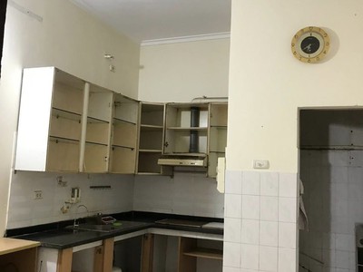 Cho thuê nhà ngõ ô tô phố nguyên hồng, đống đa,  dt 45m2 - 4 tầng - ngủ - mt 5m - giá 19 triệu 1