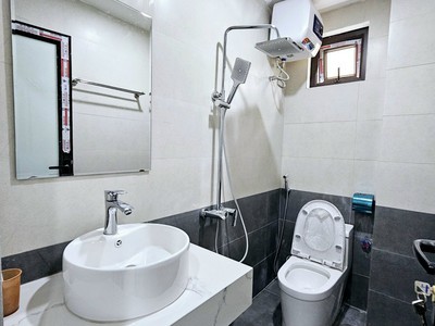 Bán nhà hoàng liên - liên mạc dt36m2 - 5 tầng - mt6m - giá 4,2 tỷ -bắc từ liêm -  để  ở - kinh doanh 3