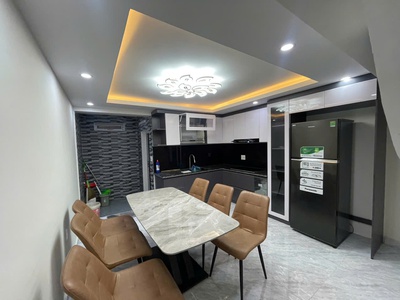 Cho thuê nhà Văn Cao, DT: 76m2, 3 p.ngủ full nội thất. 2