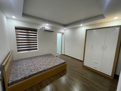 Cho thuê nhà Văn Cao, DT: 76m2, 3 p.ngủ full nội thất. 3