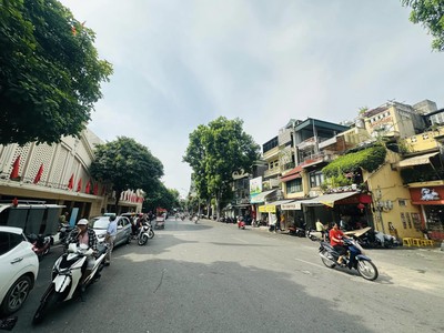 Hợp Lý   Mặt Phố Hàng giấy 115M2 4 Tầng MT 3.5M 52 Tỷ Có GPXD 0