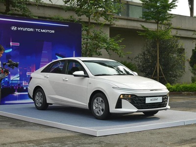 Hyundai Accent 2024 (Đủ màu và các phiên bản) 2