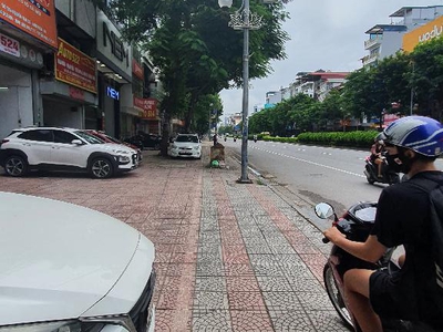 Bán siêu phẩm mặt phố nguyễn văn cừ - long biên - tòa nhà 10 tầng x 200m2 đã cho thuê full - doanh 0