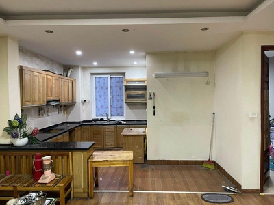 Bán tòa văn phòng mặt phố vương thừa vũ, 120m2, 5 tầng 1 hầm, mặt tiền 9m, 48.8 tỷ, 1.5 tỷ/ năm 0