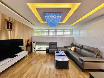 Bán nhà lê duy nhuận hoàng hoa thám tân bình   mặt tiền siêu vip   82m2, 5 tầng  5x17  chỉ 17 tỷ 1