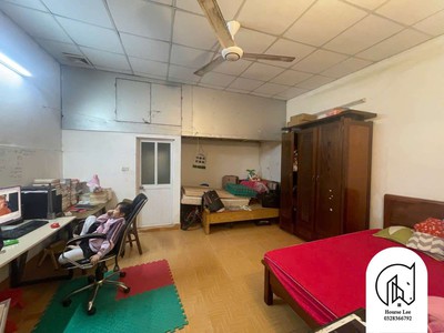 Bán đất giang biên, long biên, ngõ thông oto sổ đỏ vuông vắn 70m mặt tiền: 4.3m, 7 tỷ 6 2