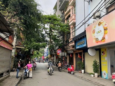 Tây hồ, 64m2 x 5 tầng,mặt tiền siêu rộng 11m, mặt ngõ to như phố, ô tô tránh nhau,ngõ thông, kinh 0