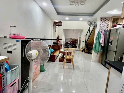 Nhà đúc lững 2pn. hẻm 6m tân chánh hiệp 8, q12 ngay hiệp thành city giá chỉ 3.19 tỷ còn bớt 2