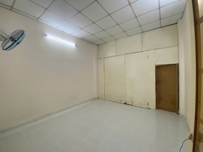 Cho thuê nguyên căn kinh doanh / văn phòng 80m2 1 Trệt, 1 Lầu Q.Tân Phú 18