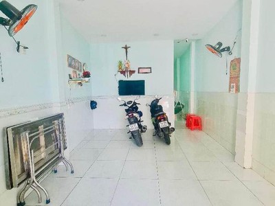 Mtkd gần aeon - chợ tân hương - 74m 3 tầng 5 phòng ngủ giá nhỉnh 6 tỷ 2