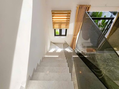 Chỉ hơn 2 tỷ, trường chinh, 100m2, 3pn, ngang 5m 3