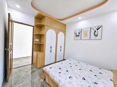 Chỉ hơn 2 tỷ, trường chinh, 100m2, 3pn, ngang 5m 4