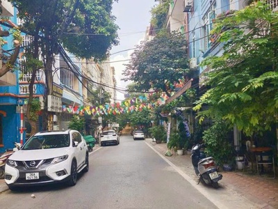 Phân lô mỗ lao, view chung cư, full nội thất, giá đầu tư 0