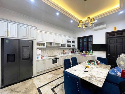 Phân lô mỗ lao, view chung cư, full nội thất, giá đầu tư 2