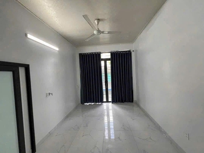 Bán nhà mặt phố phường Quang Trung, TP HD, 44m2, mt gần 7m, 3 tầng, KD buôn bán tốt 4