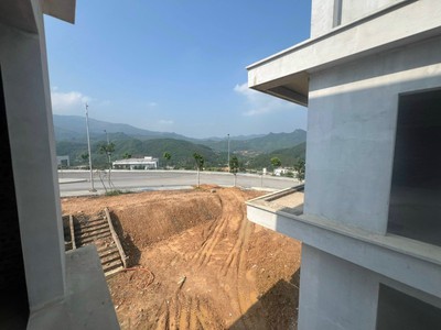 Bán Biệt thự xây thô - Lâm Sơn, Hoà Bình. 1000m2  4 tầng  MT 20m  giá 19.5 tỷ    0
