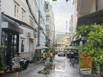 Bán nhà hxh toyota đỗ cửa trường chinh tân bình, 5 tầng, nhỉnh 8 tỷ 0