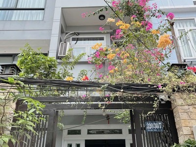Chính chủ cần cho thuê phòng full nội thất tại trần bình trọng. p4. q5 0
