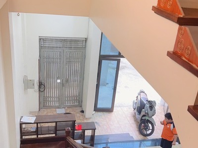 Bán nhà bồ đề, long biên  hai thoáng 108m mt 6m, giá 16,8 ty oto ,kd 0