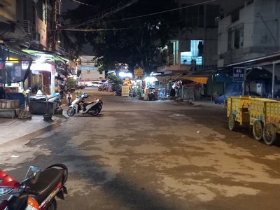 Cho thuê mặt bằn mặt tiền chợ tân sơn nhất - vừa ở vừa kinh doanh - giá hạt dẻ chỉ 7tr.tháng 4