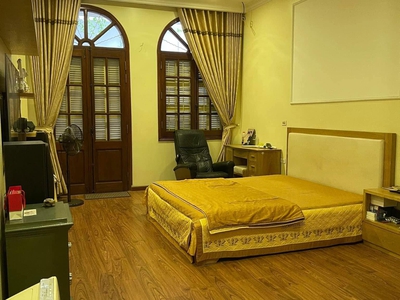 Cho thuê nhà ngõ ô tô - KD  Hoàng Quốc Việt Cầu Giấy 45m x 5T - 4 ngủ giá 26tr 2