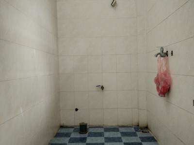 Miễn Trung Gian - Cho Thuê nhà trong ngõ 443 Phạm Văn Đồng - Hà Nội . Diện tích sử dụng 100m2 17