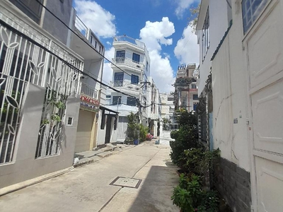 Bán nhà phùng tá chu, phường an lạc a, bình tân.dt 66m2 x 1 tầng  3.3 x 20 . giá 5.3 tỷ tl 4