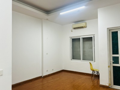 Cho thuê căn hộ chung cư tầng 5 N1 khu đồng tàu thịnh liệt hoàng mai  diện tích 87,5m , căn hộ 3 ngủ 0