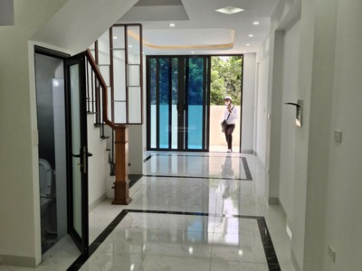 Gửi đến anh chị một dự án mới, nhà xây mới 4 tầng, diện tích 31-39m2. 2