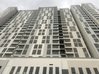 Bán căn hộ Urban Green 2pngu 84m2 tầng 9, view Vạn Phúc City 5ty094 0