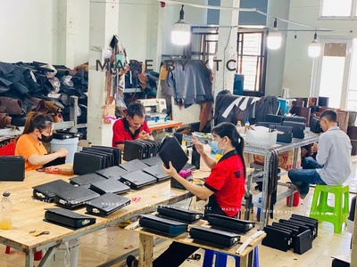 Nguồn sỉ thắt lưng, ví da, giày dép giá xưởng tại Gò Vấp 0