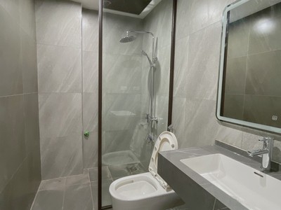 Nhà Đường 800A, Cầu Giấy. 48m x 8 tầng, MT 4.8m, Gara, Tmay, giá 16.8 tỷ  NHÀ MỚI - PHÂN LÔ 8