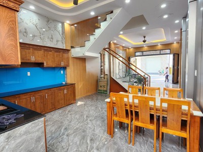 Bán gấp nhà 3 lầu gần ngã tư Hội Nghĩa - 2 tỷ 750 2