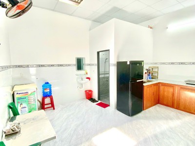 Chính chủ cho thuê nhà nguyên căn 104m2 ở đường phú xương, vĩnh hải, nha trang 2